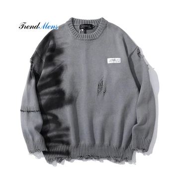 Осенний трикотажный свитер с принтом граффити Мужчины Ins Модный бренд с дырками в подоле High Street Свободный крой Пуловеры с круглым вырезом  5